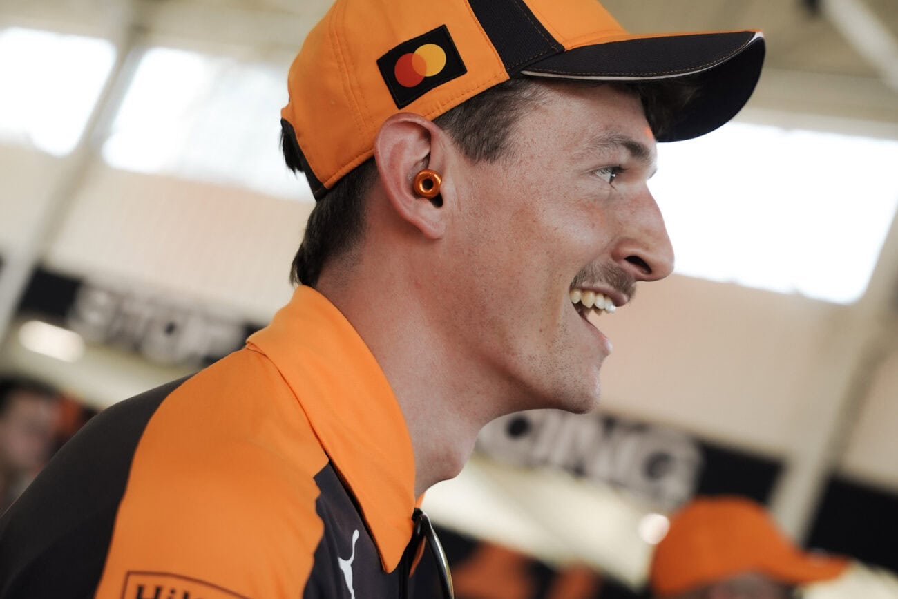 Loop Earplugs x McLaren